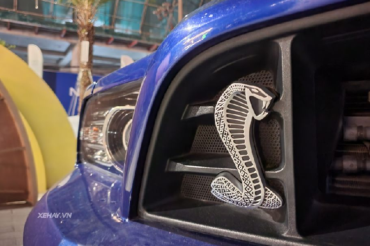 Những trang bị và thiết kế khí động học trên Shelby GT500 giúp cho mẫu xe cơ bắp đạt tốc độ tối đa hơn 320 km/h một cách an toàn. Ford cho biết, những sự thay đổi có tác dụng làm tăng thêm 66% lực ép xuống mặt đường.