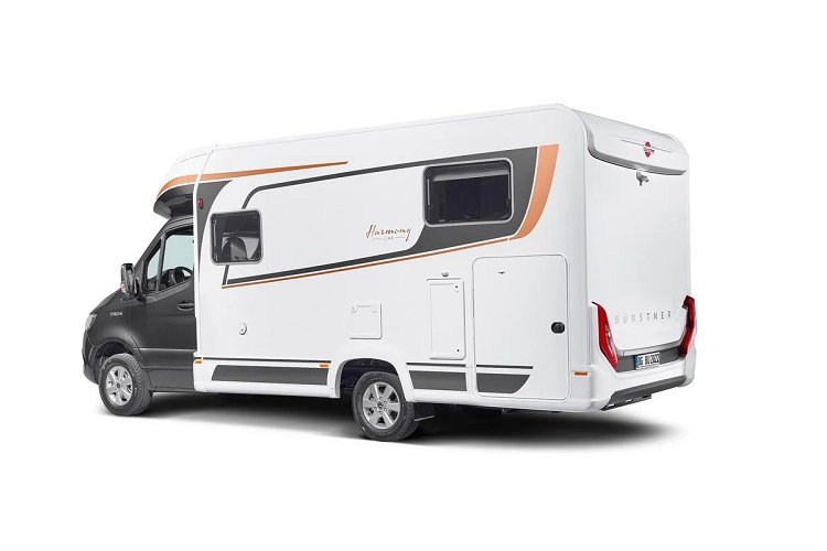 Là một chiếc motorhome tuyệt vời với chất lượng và phong cách thiết kế đặc trưng của xe sang Đức, mức giá xe ccó mức bán khởi điểm từ 68.290 Euro (khoảng 1,8 tỷ đồng) tại thị trường nước ngoài.