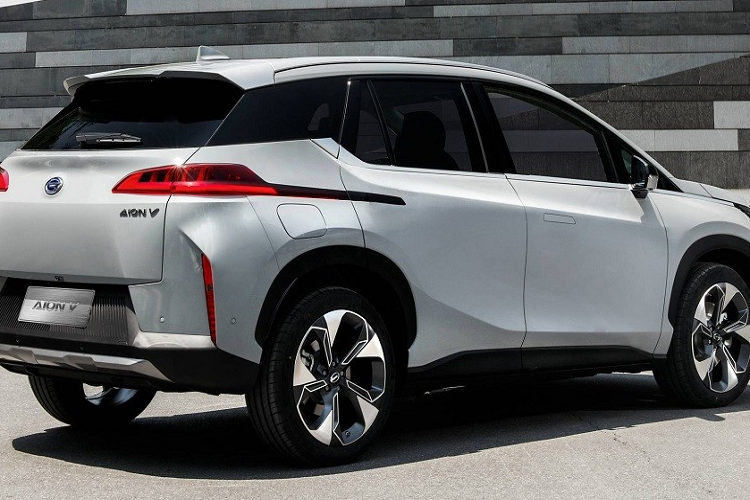 Theo kế hoạch, xe sẽ chính thức trình làng tại thị trường Trung Quốc vào nửa cuối năm nay. Mức giá xe Mitsubishi Airtrek EV 2022 cũng chưa được công bố.