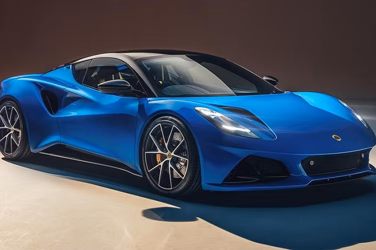 Vào hồi đầu năm nay, thương hiệu xe thể thao Lotus đã chính thức công bố thông tin về việc ngừng sản xuất các sản phẩm xe như Elise, Exige và Evora nhằm chuẩn bị chào đón loạt xe thể thao và crossover trang bị hệ truyền động hybrid hoặc chạy điện hoàn toàn mới.