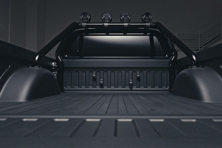 Khi đó, họ hy vọng giá xe điện Alpha Wolf sẽ có mức khởi điểm 36.000 USD trong khi các bản xe cao cấp nhất sẽ có giá khoảng 46.000 USD trước khi các khoản thuế xe điện liên bang.