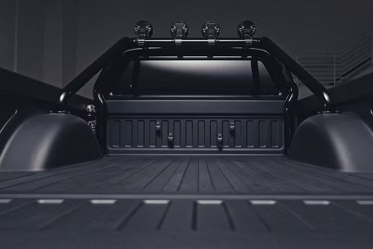 Khi đó, họ hy vọng giá xe điện Alpha Wolf sẽ có mức khởi điểm 36.000 USD trong khi các bản xe cao cấp nhất sẽ có giá khoảng 46.000 USD trước khi các khoản thuế xe điện liên bang.