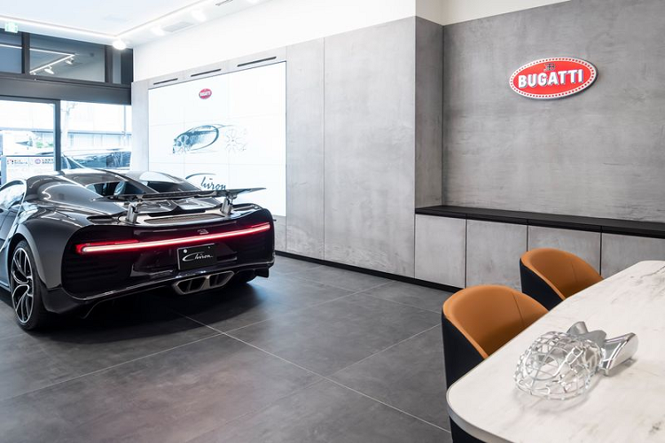 Bugatti mo showroom tai Nhat Ban, dam chat hang sieu xe Phap-Hinh-3