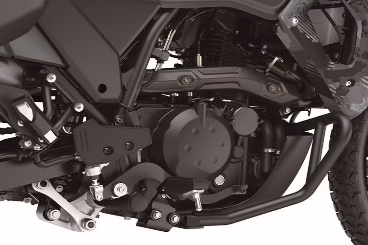 Hộp số 5 cấp được điều chỉnh để chuyển số mượt mà hơn.