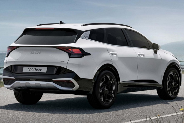 Chưa hết, mẫu crossover cỡ C này còn có hệ thống treo Electric Control Suspension (ECS), cung cấp khả năng kiểm soát giảm xóc liên tục theo thời gian thực. Riêng các phiên bản hybrid và plug-in hybrid của Kia Sportage 2022 sẽ được trang bị hệ thống E-Handling công nghệ cao, giúp tăng cường khả năng vận hành linh hoạt và cải thiện độ ổn định của xe.