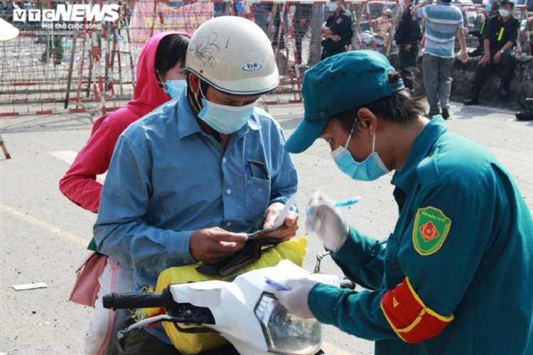 Những trường hợp có giấy xét nghiệm âm tính với SARS-CoV-2 trước đó 2 ngày cũng vẫn được chấp nhận. 