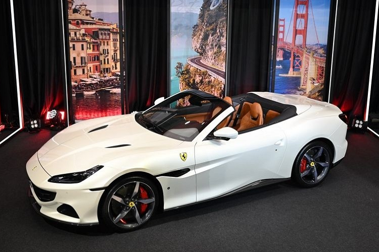 Phiên bản nâng cấp của Ferrari Portofino có thể dễ dàng tăng tốc lên 100 km/h từ vị trí xuất phát chỉ trong khoảng thời gian 3,45 giây, thêm 6,35 giây để đạt tốc độ 200 km/h.