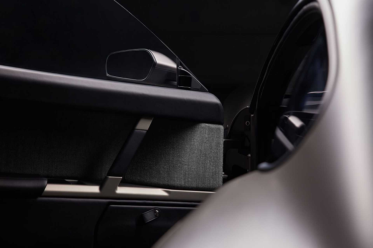 Piech cho biết kiến trúc của mẫu xe điện này là hoàn toàn linh hoạt, vì vậy có thể dễ dàng điều chỉnh để phù hợp với các ứng dụng khác, đồng thời công khai thừa nhận rằng công ty cũng đang phát triển một mẫu SUV và một mẫu sedan thể thao nữa.