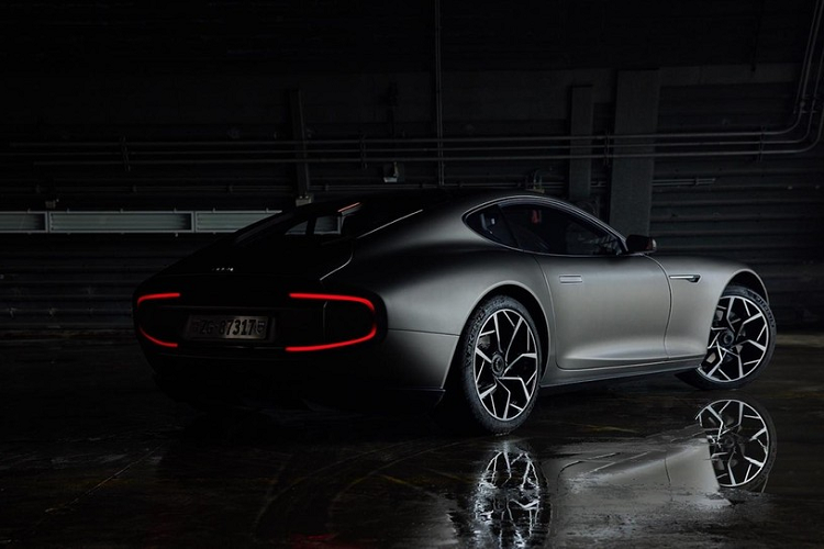 Piech GT sẽ được chế tạo bởi một nhà sản xuất châu Âu hiện vẫn giấu tên với sản lượng 1200 chiếc/năm trong năm sản xuất đầu tiên, và công ty Thụy Sĩ có kế hoạch bán nó ở châu Âu, Mỹ và Trung Quốc bắt đầu từ năm 2024.