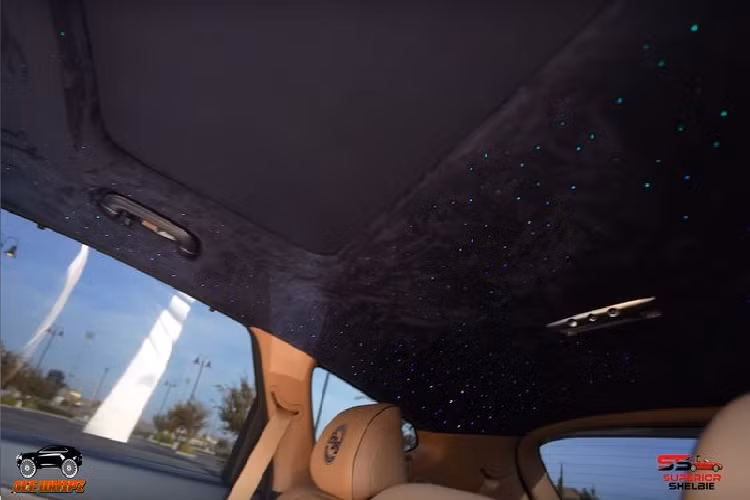 Trong phân khúc, Genesis GV80 là đối thủ của BMW X5 và Mercedes-Benz GLE nhưng lại có giá rẻ hơn rất nhiều với mức khởi điểm từ 48.900 USD (khoảng 1,11 tỷ đồng). Vì vậy, không ít người chọn mua GV80 sau đó nâng cấp thêm để có trải nghiệm tốt hơn về âm thanh hay tiện ích.