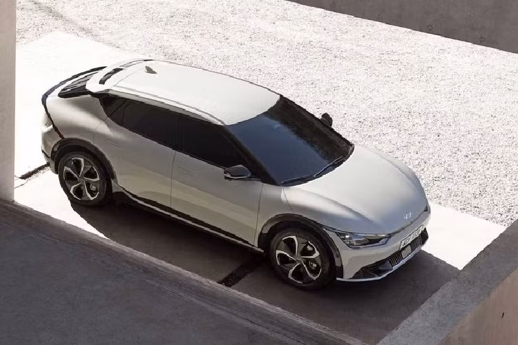 Tùy theo từng biến thể, xe sẽ được trang bị các hệ truyền động điện khác nhau. Phiên bản rẻ nhất sẽ có gói pin 58 kWh cung cấp năng lượng cho động cơ điện đặt sau, sản sinh công suất 168 mã lực. Cấu hình AWD sẽ có thêm một động cơ thứ hai, cho tổng sức mạnh 232 mã lực.