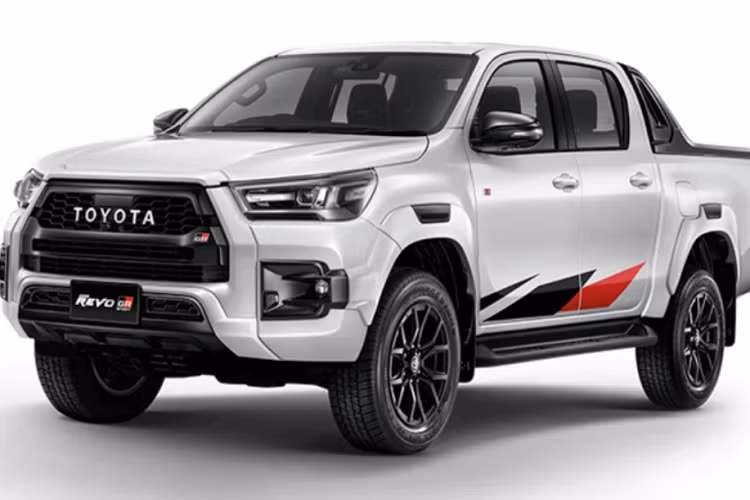 Nếu về Việt Nam, giá xe Toyota Hilux Revo GR Sport 2022 này sẽ có mức bán ra chỉ nhỉnh hơn 1 chút so với phiên bản Hilux 2.8L 4x4 AT Adventure thì các bác có sẵn sàng “xuống tiền” với phiên bản này không?