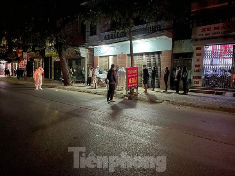 Nam Dinh phong toa mot cho, nhieu ho kinh doanh vi o dich phuc tap-Hinh-4