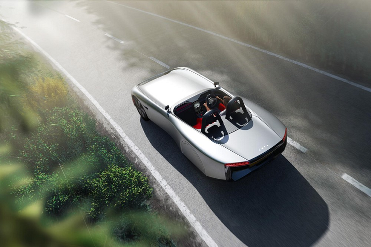 Giờ đây, một nhóm các công ty Anh Quốc khác cũng đang có mục tiêu cách mạng hóa lĩnh vực xe thể thao điện. Hãy gặp gỡ Aura chạy điện mới, một mẫu concept xe thể thao điện 2 chỗ trọng lượng nhẹ mới với sự tập trung lên tính bền vững và hiệu quả. Được giới thiệu là “xe điện phạm vi di chuyển dài đầu tiên của Anh Quốc,” Aura được thiết kế để “cho thấy điều khả thi đối với tương lai xe thể thao”.