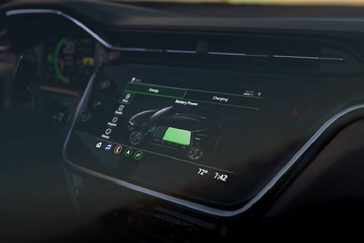 Theo đó, Model 3 cơ sở hiện có giá từ 36.990 USD trong khi Model Y cơ sở hiện bắt đầu ở mức 39.990 USD. Tesla cũng đồng thời tăng giá bán cho các phiên bản Performance của những dòng xe này thêm 1.000 USD. Tesla Model 3 Performance hiện có giá khởi điểm 55.990 USD và Tesla Model Y Performance lên đến 60.990 USD.