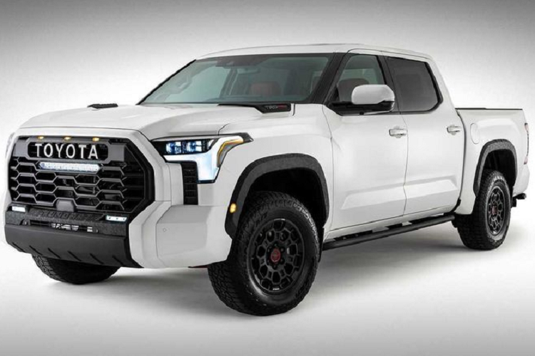 Về thiết kế, Toyota đã tiết lộ hình ảnh chính thức của phiên bản Tundra TRD Pro 2022 vào tháng trước, cho thấy xe có lưới tản nhiệt mới kèm thanh đèn phụ trợ LED, đèn pha hình chữ L sắc sảo, vòm bánh xe cơ bắp, đường vai năng động, cột A sơn đen và mâm xe TRD màu đen.