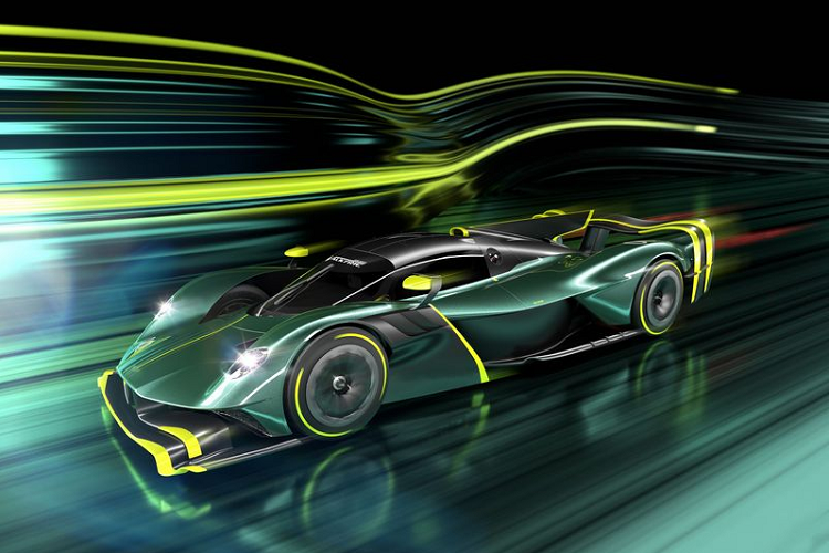 Hãng siêu xe Anh quốc đã tiết lộ bản concept của Aston Martin Valkyrie AMR Pro mới tại Triển lãm ôtô Geneva 2018 tuy nhiên tới bây giờ phiên bản sản xuất mới chính thức được công bố - đi kèm nhiều thay đổi toàn diện hơn.