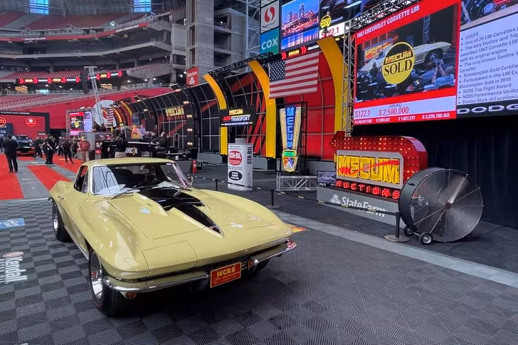 Chiếc xe đã tiếp tục giành được một số giải thưởng, bao gồm Giải thưởng chuyến bay hàng đầu của NCRS, Giải thưởng Duntov Mark of Excellence, và tại Muscle Car and Corvette Nationals năm 2018 đã giành được Concours Gold, Giải thưởng Người nổi tiếng và chứng nhận ba viên kim cương. Chiếc xe chỉ chạy 348 dặm rồi được phục hồi, bảo quản nguyên vẹn.