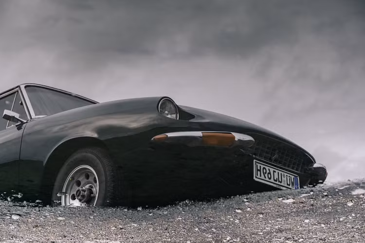 Sau một vài năm, động cơ V12 của Jerrari 1969 được thay bằng động cơ V8 5.7 lít của Chevrolet. Trong khi đó, động cơ V12 đã được chuyển sang một chiếc Wagoneer đời 1977, được gọi là Jerrari 2.