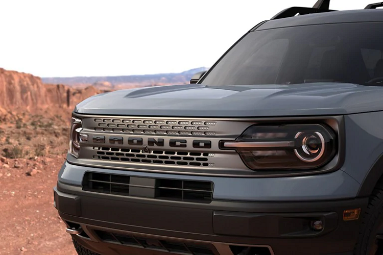 Kích thước lốp lớn nhất mà Ford dành cho Bronco Sport là 235/65, đó là tùy chọn trên Badlands và là tiêu chuẩn trên First Edition. 