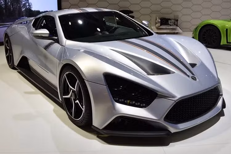 Hãng siêu xe Zenvo được thành lập vào năm 2007. Zenvo ST1 của Đan Mạch từng đứng thứ 4 trong số 10 siêu xe nhanh nhất năm 2014, và đứng thứ 10 trong số 10 mẫu xe đắt nhất thế giới năm 2015. Zenvo ST1 xuất hiện lần đầu vào năm 2009 và được đưa vào sản xuất thương mại năm 2014.