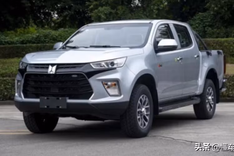 Cuối cùng là giá cả. Như đã đề cập ở trên, giá xe Qingling Taga H 2021 khá rẻ với khởi điểm chỉ từ 104.200 nhân dân tệ và kết thúc tại 139.800 nhân dân tệ (tương đương 371 – 499 triệu đồng).