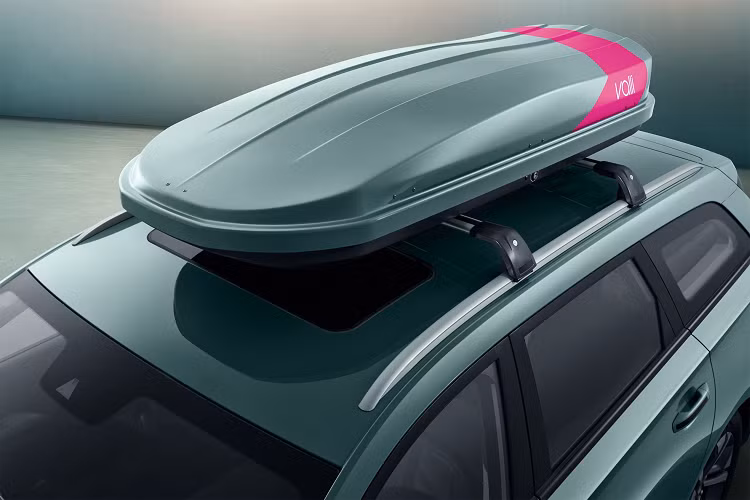 Trên phương diện an toàn, mẫu xe này có phanh khẩn cấp tự động và cảnh báo chống va chạm phía trước. Đối với khía cạnh công suất, Baojun Valli được trang bị một động cơ tăng áp dung tích 1.5 lít.