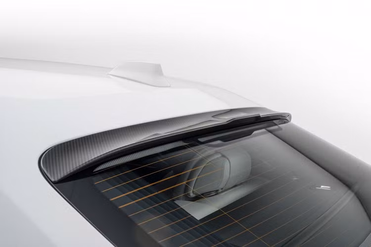 Không chỉ được nâng cấp về trang bị nội và ngoại thất, Mansory Rolls-Royce Ghost 2021 còn được tăng sức mạnh động cơ.