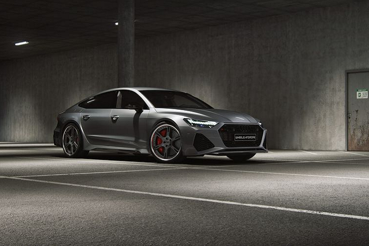 Ở gói Stage 3, Wheelsandmore sẽ sửa đổi thêm ở hộp số, hệ thống ống xả, lắp đặt bộ chuyển đổi xúc tác mới và nâng cấp hệ thống nạp với hộp lọc gió lớn hơn, bộ lọc khí thể thao, ống nạp mở rộng, giúp nâng công suất lên mức 840 mã lực.