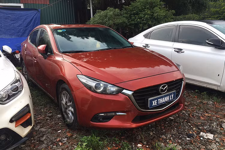 Xe oto tai Viet Nam thanh ly sieu re, co nen mua?-Hinh-2