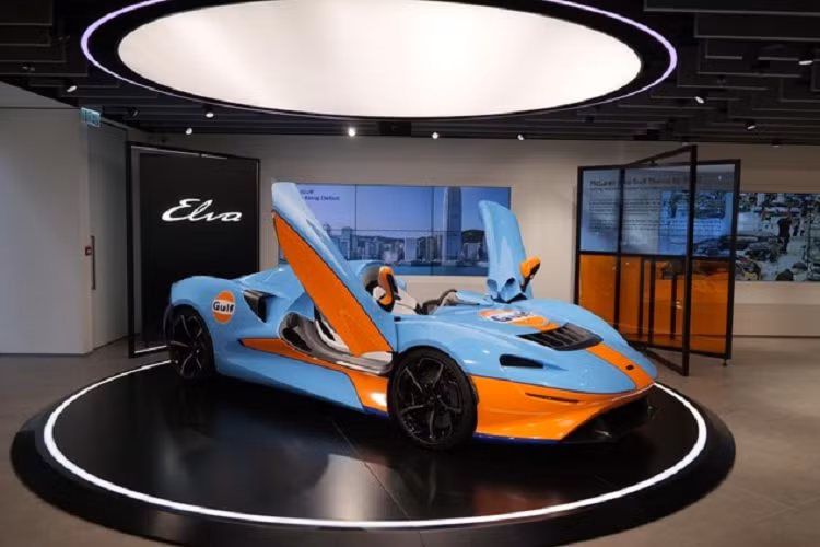 Dòng siêu xe McLaren Elva ban đầu được xác định sản xuất 399 chiếc trên toàn thế giới, nhưng sau đó được rút xuống còn 299 xe và đến hiện tại, hãng siêu xe Anh quốc cho biết sẽ chỉ tạo ra đúng 149 chiếc siêu xe McLaren Elva trên toàn thế giới.