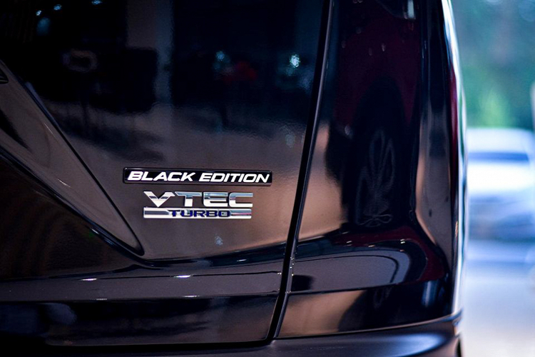 Không có khác biệt gì về động cơ và hệ truyền động, CR-V LSE vẫn sử dụng động cơ 4cyl thẳng hàng, dung tích 1.5L tăng áp cho công suất tối đa 188 mã lực, sử dụng kế hợp với hộp số CVT và hệ dẫn động cầu trước (FWD).