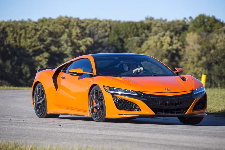 Sieu xe BMW i8 ton kho ban chay hon ca Honda NSX