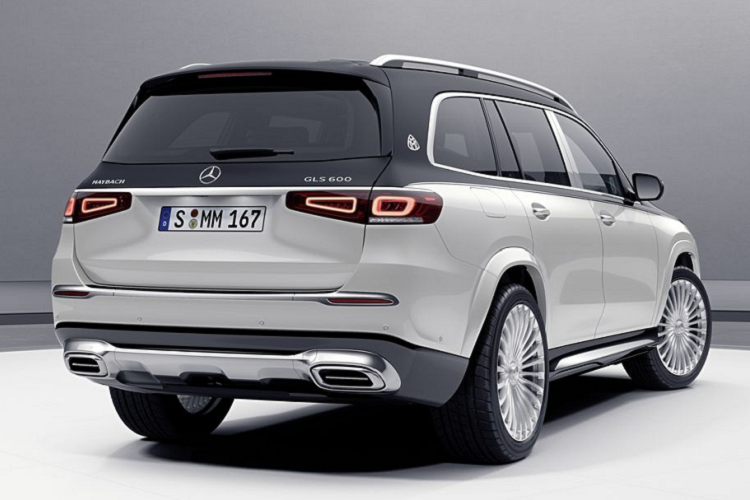 Những chiếc Mercedes-Maybach GLS 600 4MATIC đầu tiên do MBV phân phối sẽ đặt chân tới Việt Nam trong quý III/2021. Khách hàng có thể đặt xe và cá nhân hóa mẫu SUV siêu sang của mình ngay từ hôm nay tại các đại lý của MBV. Mercedes-Maybach GLS 600 4MATIC sẽ nhận được chế độ hậu mãi, chăm sóc dịch vụ cùng chính sách bảo hành 3 năm (có thể mở rộng thành 5 năm). 