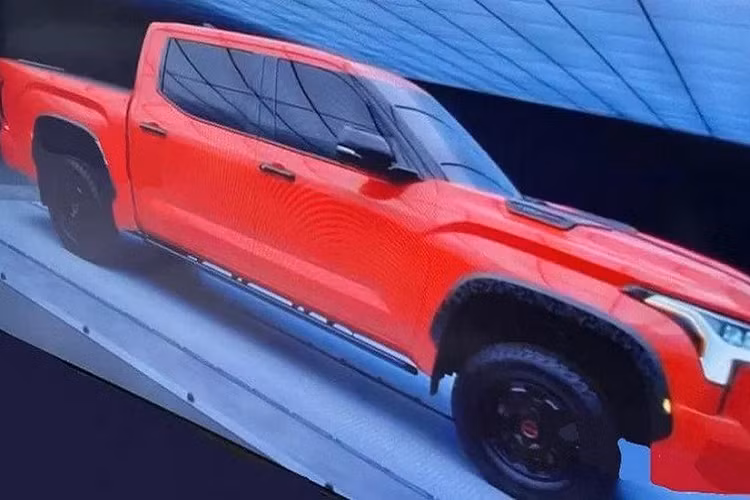 Dự kiến, Toyota Tundra 2022 sẽ được phát triển dựa trên cơ sở gầm bệ hình thang GA-F mới cùng với Toyota Land Cruiser 2022 và Lexus LX thế hệ mới. Đây là khung gầm vốn ra đời từ cơ sở gầm bệ Toyota New Global Architecture (TNGA).