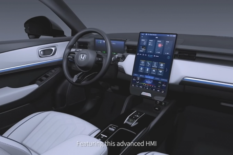 Ngoài sự sang trọng, những khách hàng Trung Quốc còn dành cảm tình đặc biệt với những chiếc xe có nhiều tính năng công nghệ. Đối với Honda e:NS1, xe được trang bị màn hình thông tin giải trí 15,2 inch chạy trên phần mềm e:N OS tích hợp các hệ thống Sensing 360 và Connect 3.0 cùng màn hình kỹ thuật số thông minh 10,25 inch sau vô lăng.