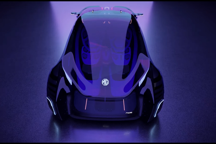 Khung gầm xe được để lộ phía sau, nơi chứa các mô tơ điện và cụm pin có thể hoán đổi trong cấu hình kiểu “cắm và chạy”.