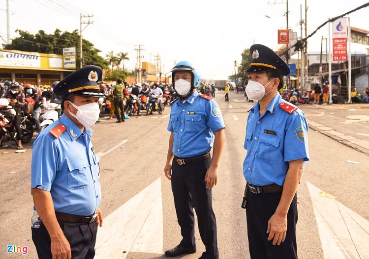 Bo GTVT yeu cau chuan bi du xe dua nguoi dan mien Tay ve que-Hinh-2