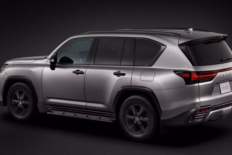 Khác với bản Executive, bản Offroad sẽ chỉ dành riêng cho thị trường Nhật Bản. Ngoài ra, Lexus LX 600 2022 ở Nhật Bản còn không có bản F Sport như xe dành cho thị trường Mỹ.