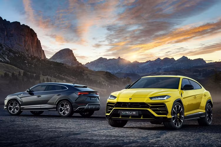 Trieu hoi gan 1.000 sieu SUV Lamborghini Urus o Trung Quoc