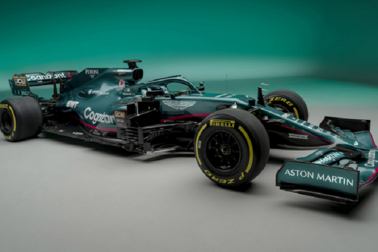 Mùa giải đua xe công thức 1 năm nay tiếp tục là một giai đoạn chuyển tiếp để các đội có thêm thời gian điều chỉnh công nghệ và kỹ thuật trên các mẫu xe đua hàng đầu của mình, do những quy định về F1 2021 đã được đẩy lùi đến năm 2022. Các đội đua hiện đã trình làng chiếc xe đua cho giải đấu năm nay. Mời các bác cùng chiêm ngưỡng.