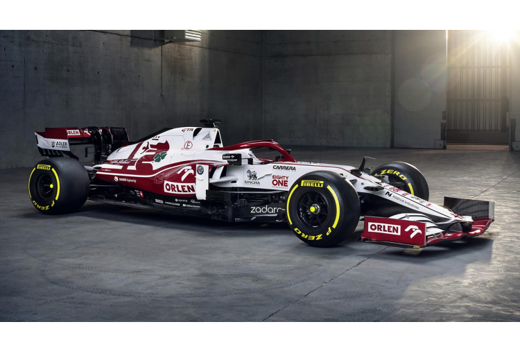  Alfa Romeo C41 Alfa Romeo sẽ không thay đổi nhiều vào năm 2021. Mặc dù trông khá đẹp, nhưng phong cách của chiếc xe, về cơ bản là một phiên bản đảo ngược của năm ngoái. Đội hình tay đua của nhà đua Ý gồm Kimi Räikkönen và Antonio Giovanazzi - không thay đổi. Tuy nhiên, với tư cách là khách hàng của Ferrari, Alfa Romeo sẽ nhận được bộ nguồn mới của hãng Ngựa chồm. Hy vọng điều này sẽ giúp C41 tiến xa hơn trên bảng tổng sắp.