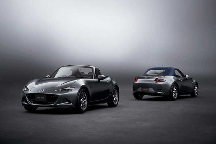 Đáng tiếc là động cơ của Mazda Roadster 2022 tại Nhật Bản không có gì thay đổi. Xe vẫn dùng động cơ xăng Skyactiv-G 4 xi-lanh, hút khí tự nhiên, dung tích 1.5L và 2.0L như cũ. Động cơ 1.5L sản sinh công suất tối đa 132 mã lực và mô-men xoắn cực đại 152 Nm.