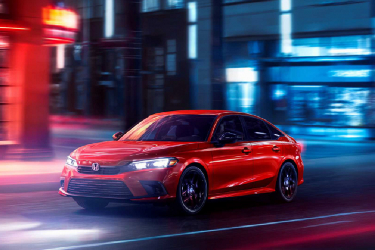 Hiện tại, Honda Bắc Mỹ vẫn chưa công bố thời điểm Honda Civic 2022 được “lên kệ” tại các đại lý ở Mỹ, bên cạnh đó giá bán của Civic 2022 vẫn chưa được tiết lộ. 