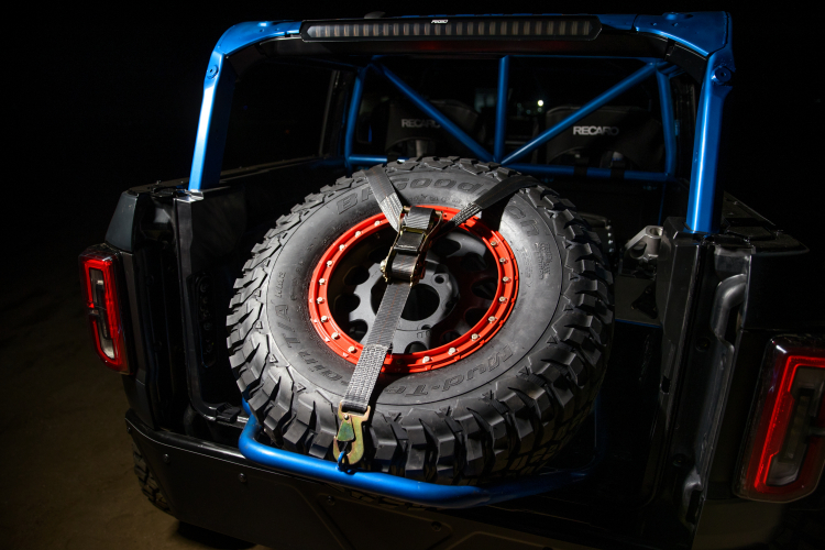 Để vượt qua mọi địa hình với tốc độ cao nhất, Bronco 4600 được trang bị hệ thống treo hiệu năng cao trên đường off-road.