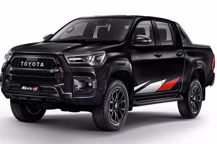 Sau khi được bán ra ở Thái Lan, Toyota Hilux GR Sport có thể được giới thiệu tại thị trường Việt Nam trong tương lai gần. Phiên bản này hứa hẹn sẽ hấp dẫn khách hàng Việt đang quan tâm bán tải cỡ trung, phiên bản cao cấp.