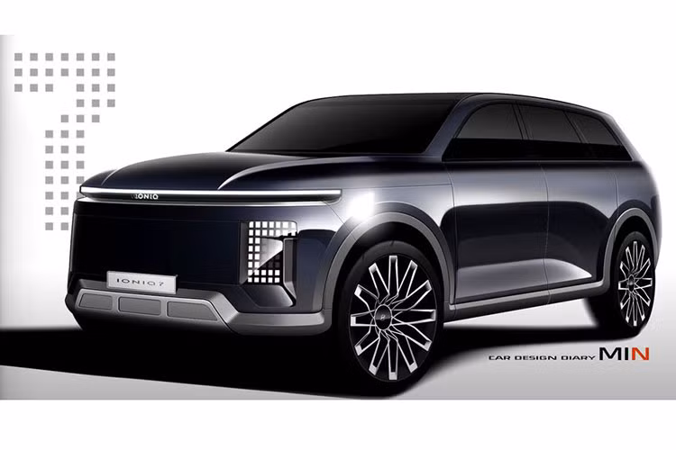 Chia sẻ về vấn đề kinh doanh, người phát ngôn của Hyundai cũng nhấn mạnh thêm: "Hiện nay xe tải/bán tải và xe SUV đã chiếm lĩnh thị trường Mỹ". Trong khi đó, các sản phẩm điện hoá toàn phần của các hãng xe hiện nay lại đều tập trung vào các mẫu sedan hoặc hatchback. Do vậy, Hyundai hy vọng mẫu SUV thuần điện Ioniq 7 của hãng sẽ sớm được đưa vào thị trường, nhằm chiếm lợi thế tiên phong trong phân khúc.
