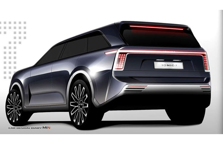 Trước đó, Hyundai đã ra mắt Ioniq 5 tại quê nhà Hàn Quốc và dành được một lượng rất lớn đơn đặt hàng, cũng như sự chú ý của báo giới và đông đảo khách hàng.