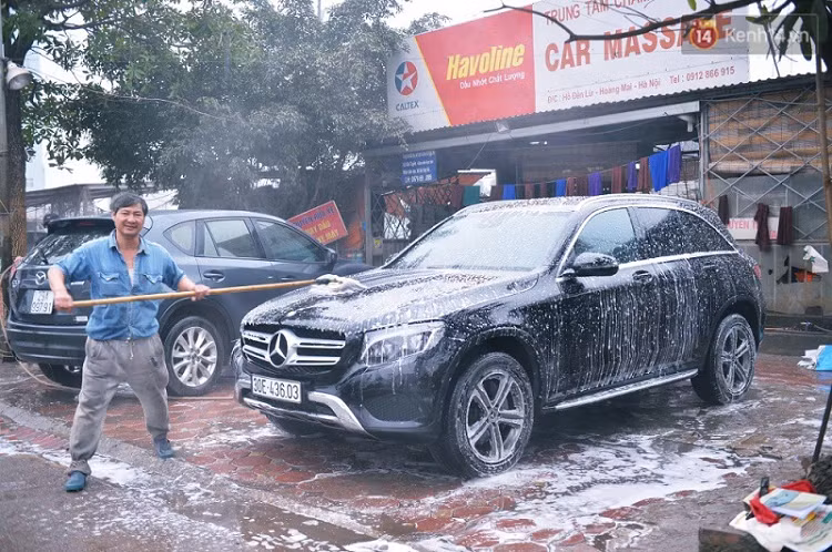 Gia rua oto cuoi nam tang vot, co noi len den 300.000 dong/xe-Hinh-2