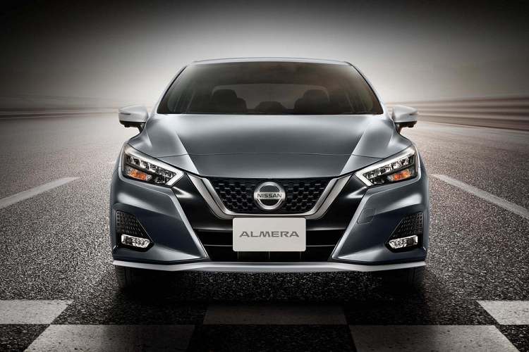 Theo tin đồn, Almera 2021 hiện cũng đang rục rịch về Việt Nam để thay thế cho Nissan Sunny cũ. Nhân viên tư vấn bán hàng tại đại lý tiết lộ mẫu sedan cỡ B này sẽ có 4 phiên bản, gồm 2 bản số sàn và 2 bản tự động, cùng giá bán rẻ nhất phân khúc. Khi Nissan Almera 2021 về Việt Nam sẽ có thiết kế giống xe ở Thái Lan đồng thời cạnh tranh với Honda City, Hyundai Accent và Toyota Vios.